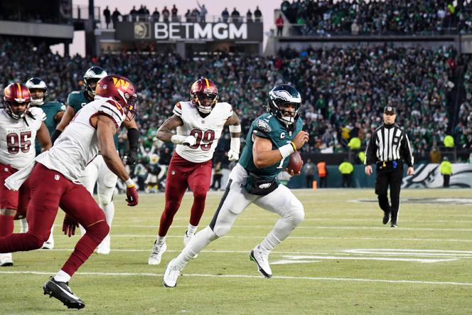 Le quarterback des Philadelphia Eagles, Jalen Hurts, au cours de la finale de conférence contre les Washington Commanders, à Philadelphie (Pennsylvanie), le 26 janvier 2025.