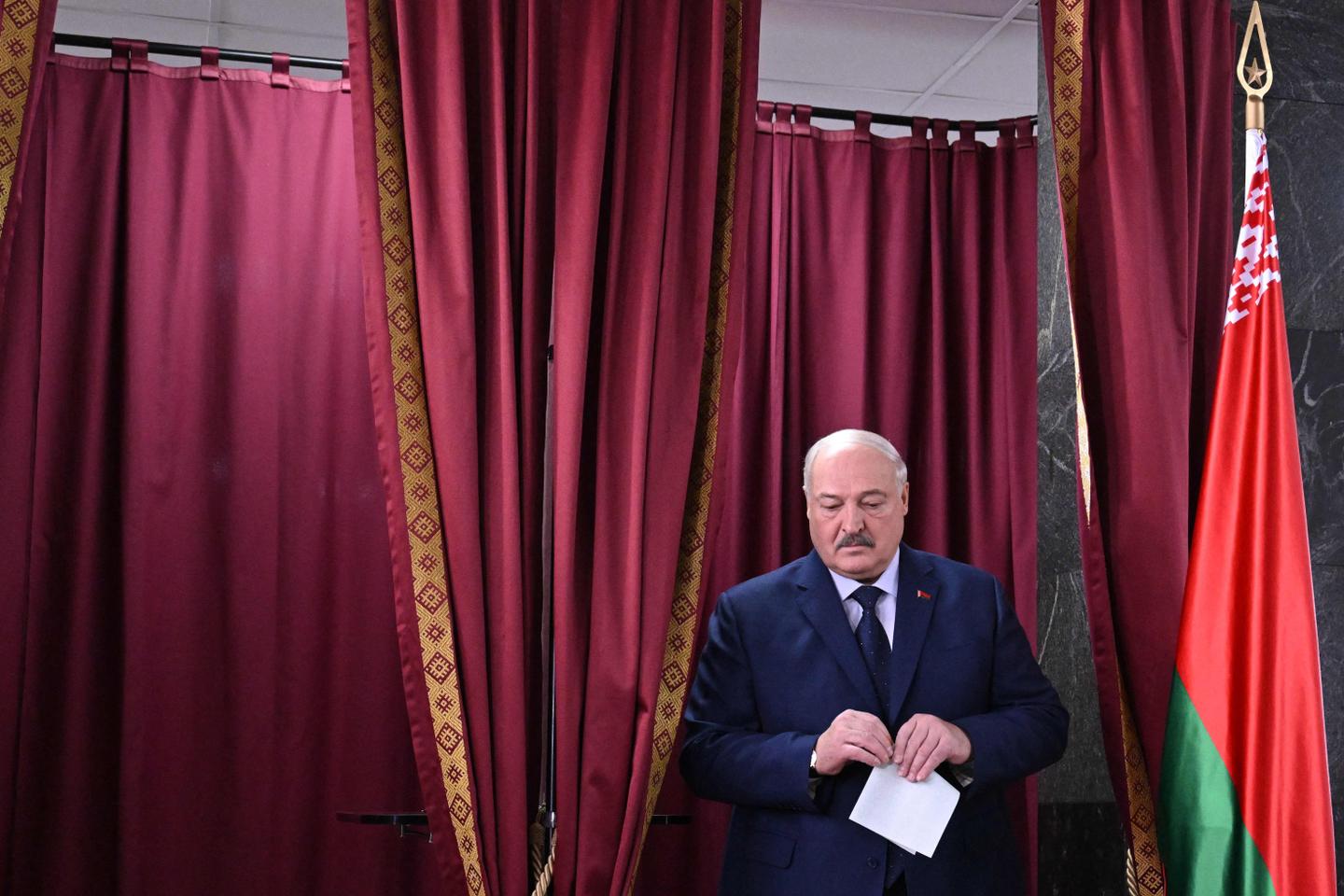 Autocrat Alexander Lukashenko grants himself landslide presidential victory in Belarus