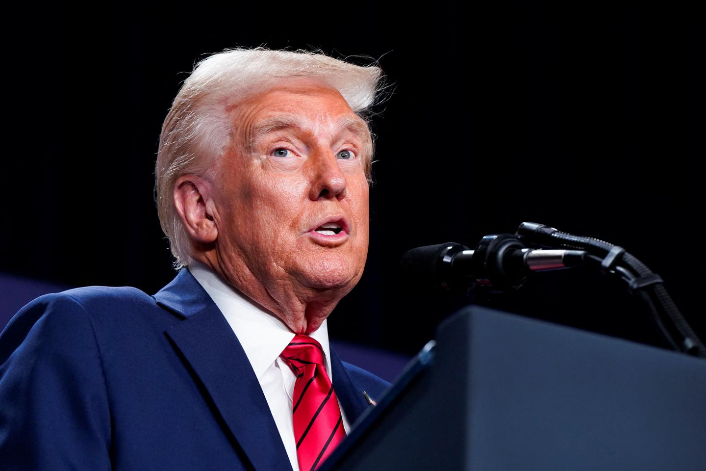 Trump orders curbs on gender transitions for minors