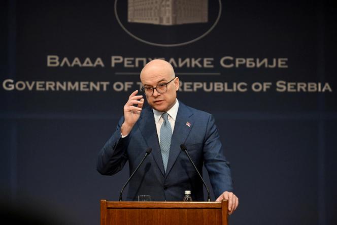 Le premier ministre serbe, Milos Vucevic, annonce sa démission, à Belgrade, le 28 janvier 2025. 