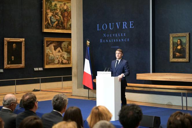 Emmanuel Macron prononce un discours au musée du Louvre, à Paris, le 28 janvier 2025.