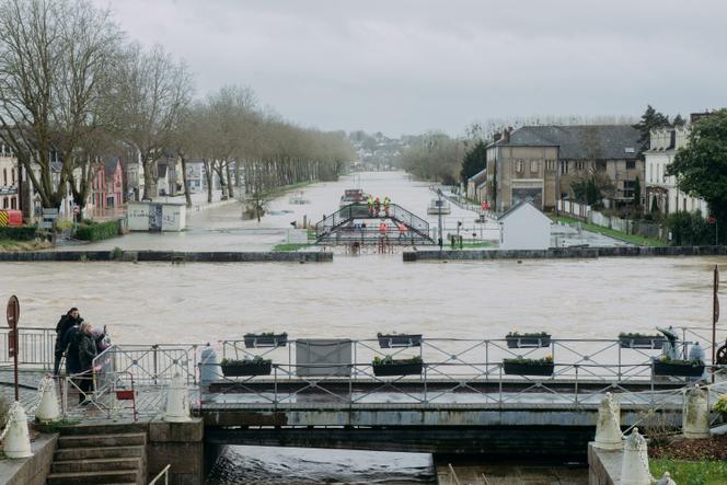 La Vilaine, et l’inondation touchant ici le centre de la commune de Saint-Nicolas-de-Redon ainsi que Redon, le 29 janvier 2025.