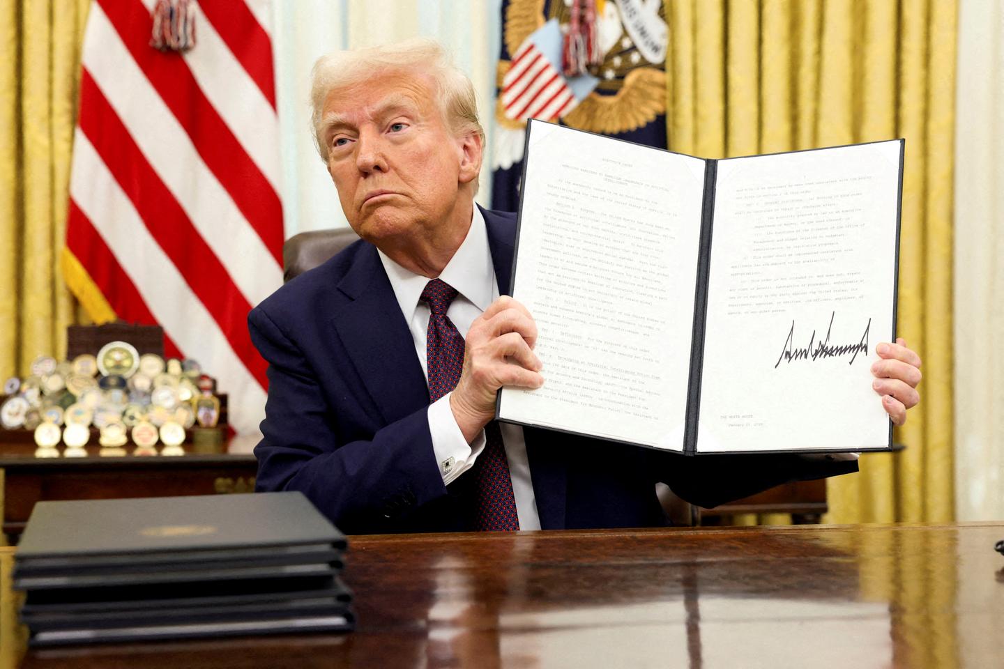 Trump offers all federal workers a buyout with 7 months' pay in effort to shrink size of government
