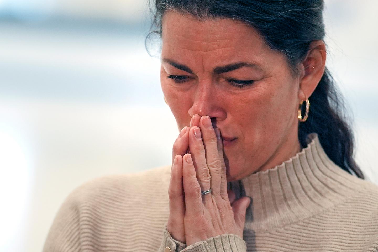 Elite figure skaters, 'Olympic hopefuls' and coaches on crashed US flight