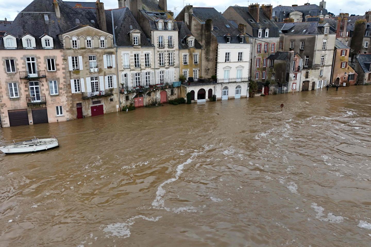 Face au dérèglement climatique, les communes peinent à s’assurer