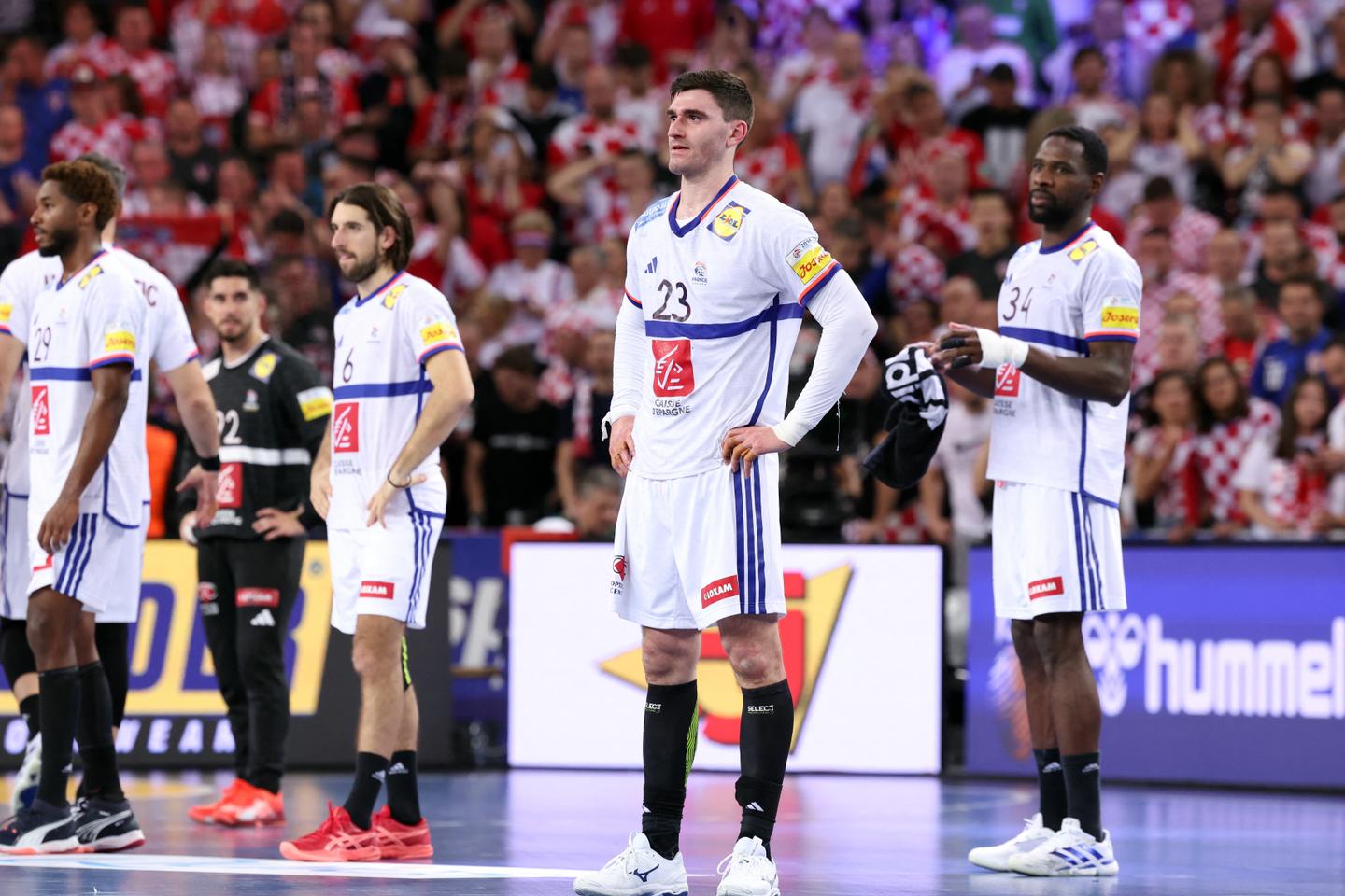 ファイナルの門でのクロアチアに対するフランスのチームの敗北の概要