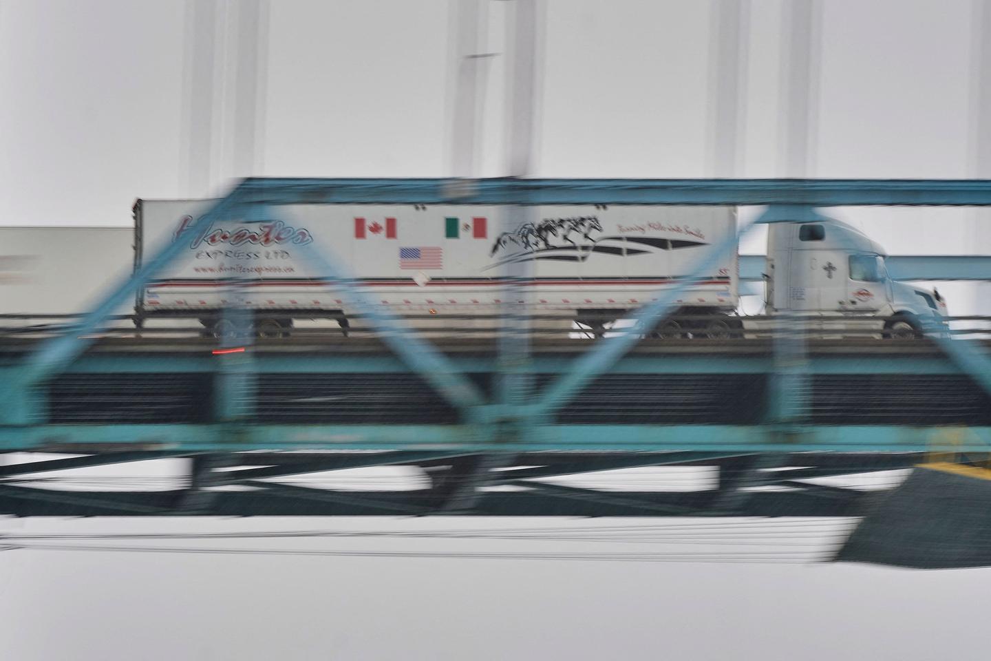 Tariffs: Trump on the road to a trade war with Canada, Mexico and China
