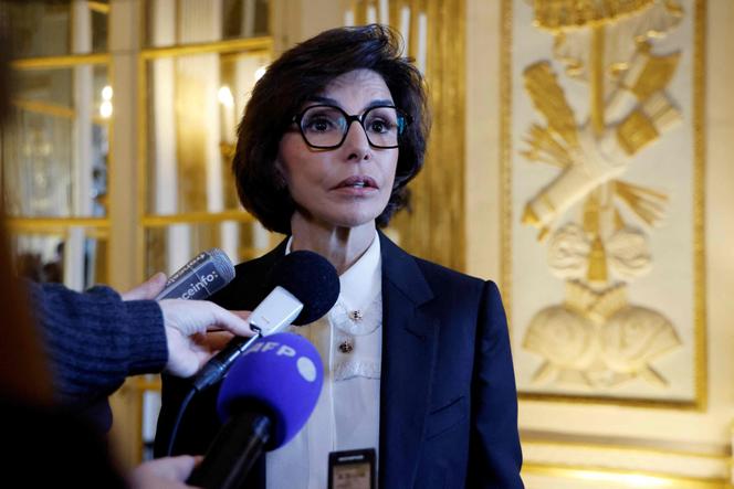 Rachida Dati s’adresse aux journalistes, au ministère de la culture, à Paris, le 3 février 2025.