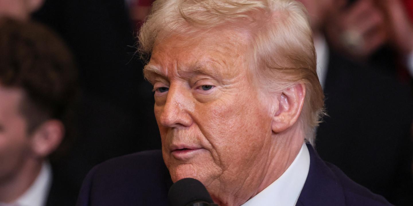 US judge extends block on Trump federal aid funding freeze