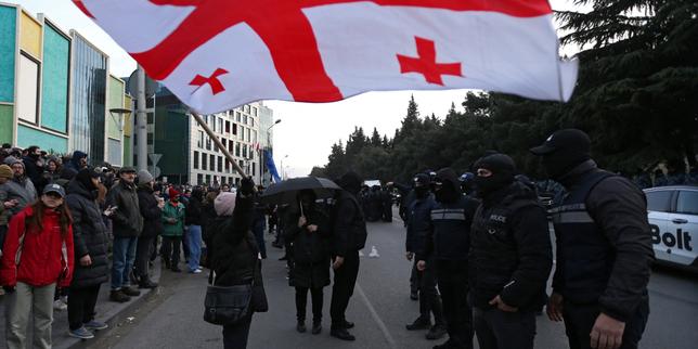 En Géorgie, les manifestants proeuropéens sont chaque jour dans la rue, malgré la répression croissante