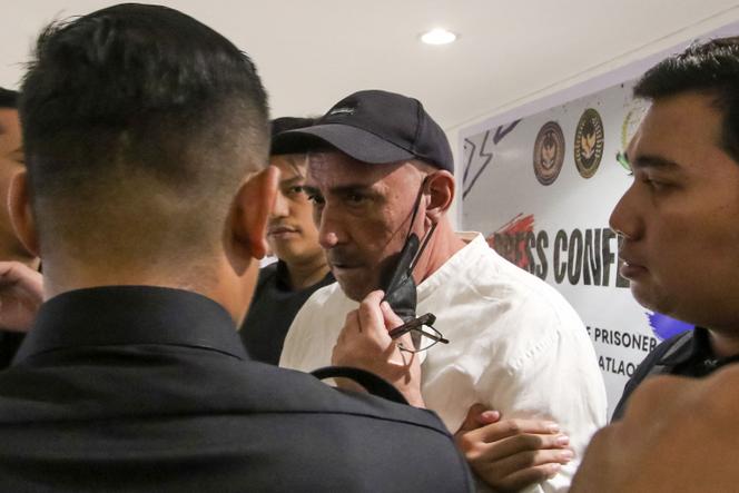 Serge Atlaoui avant une conférence de presse à l’aéroport international Soekarno-Hatta de Djakarta, à Tangerang, le 4 février 2025.