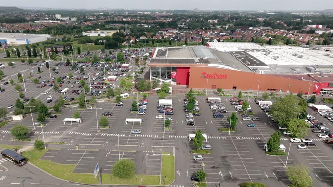 Image extraite de l’enquête « Auchan, Decathlon… Les secrets d’une famille en or », réalisée par Gabriel Garcia.