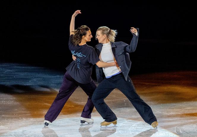 Gabriella Papadakis et Madison Hubbell, le 5 février 2025, à l’Hallenstation de Zurich, en Suisse.