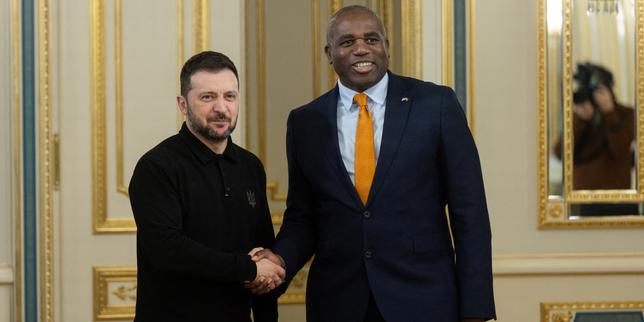 En direct, guerre en Ukraine : le Royaume-Uni annonce qu’il dévoilera lundi un « important train de sanctions » contre la Russie