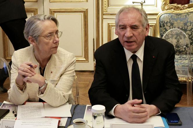 La ministre de l’éducation, Elisabeth Borne, avec le premier ministre François Bayrou, à Matignon, le 6 février 2025.