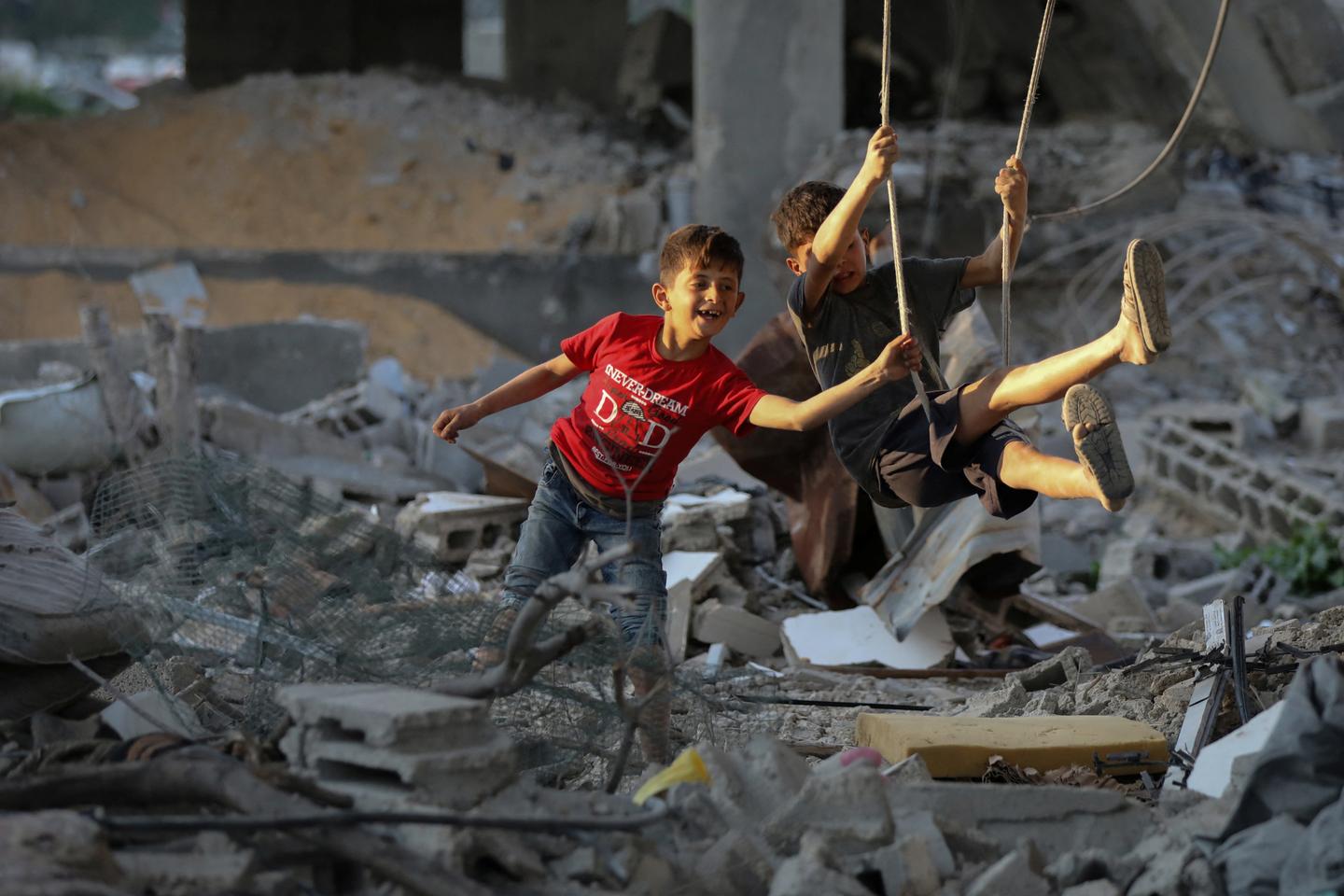 Israel orders army to plan to let Palestinians leave Gaza