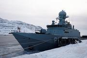 Un bateau militaire danois dans le port de Nuuk, au Groenland, le 8 février 2025. 
