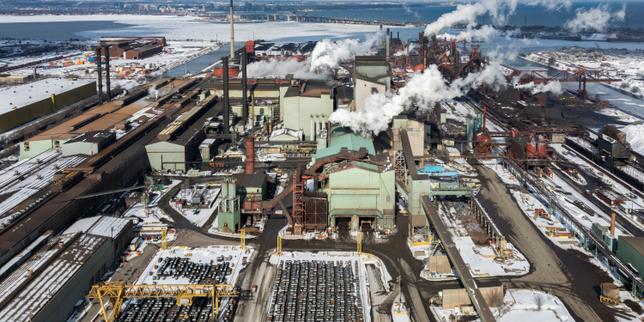 Donald Trump intensifie la guerre commerciale en augmentant les droits de douane sur l’acier et l’aluminium