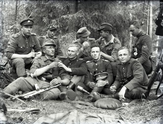 Image extraite du documentaire « Frères de la forêt. Des résistants face à l’URSS », d’Antoine de Meaux.