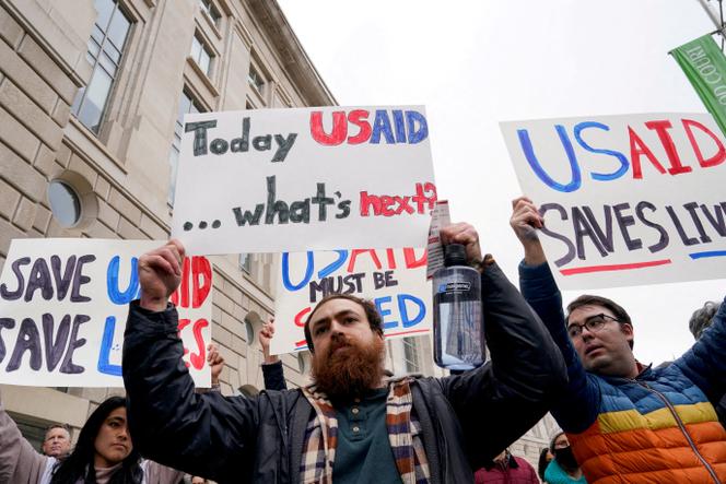 Un rassemblement devant le siège de l’Agence américaine pour le développement international (Usaid) le 3 février 2025 à Washington, DC.