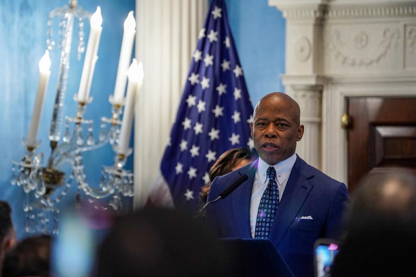 New York prosecutor quits after order to drop mayor's corruption case