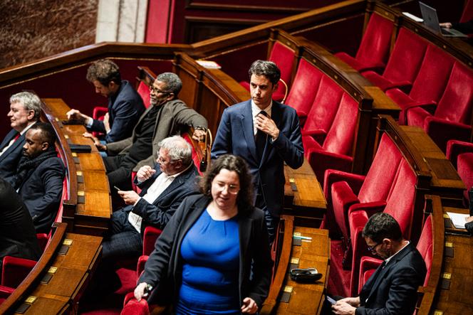 Le chef de file des députés Renaissance, Gabriel Attal, lors de la déclaration de politique générale de François Bayrou, à l’Assemblée nationale, à Paris, le 14 janvier 2025.