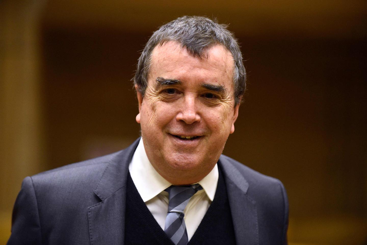 Le cabinet Mazars mis en examen dans l’affaire Arnaud Lagardère Le cabinet Mazars mis en examen dans l’affaire Arnaud Lagardère