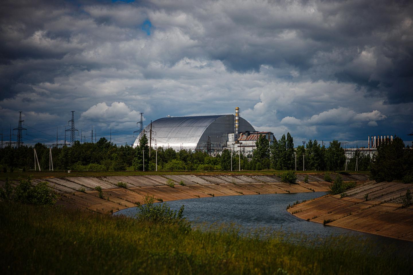 Ukraine accuses Russia of striking Chernobyl nuclear power plant
