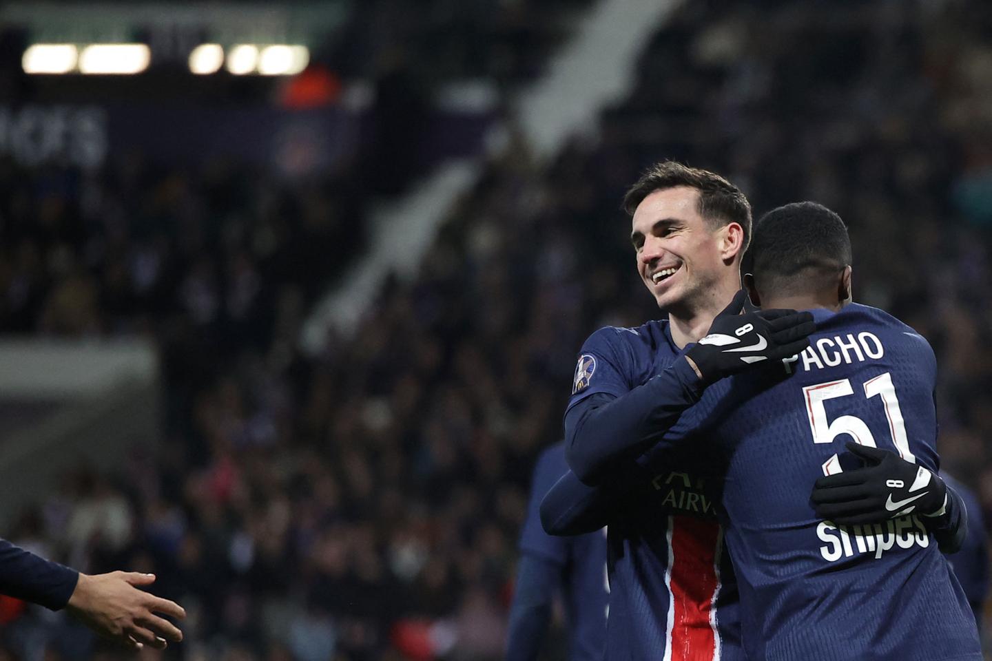 静かなPSG、OM用のフルボックス、モナコとして
