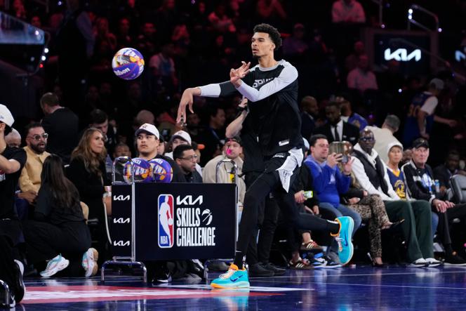 Victor Wembanyama lors du concours de compétences organisé dans le cadre du week-end du match des étoiles, le samedi 15 février 2025, à San Francisco (Californie).