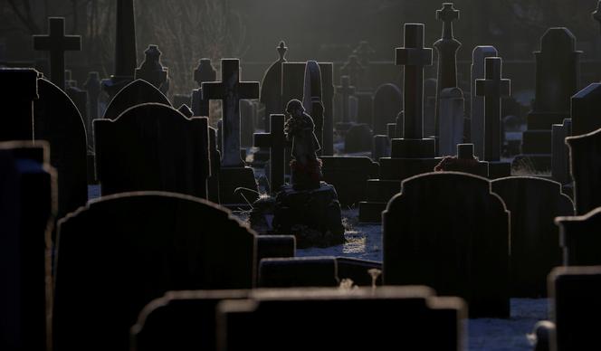 Un cimetière à Manchester (Royaume-Uni), le 25 janvier 2021.