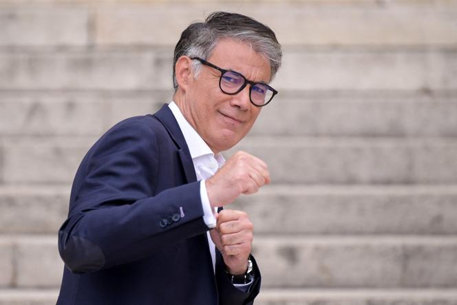 Olivier Faure, premier secrétaire du Parti socialiste, devant l’Assemblée nationale, le 1er juillet 2024. 