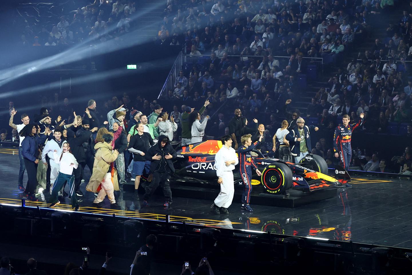 La Formule 1 a fêté son 75ᵉ anniversaire avec un « show » à l’américaine