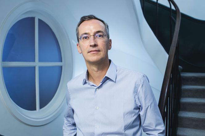 Pierre-Edouard Stérin, cofondateur et principal actionnaire du groupe Smartbox, et créateur d’Otium capital, dans leurs locaux de la rue Saint-Joseph à Paris, le 29 décembre 2023.
