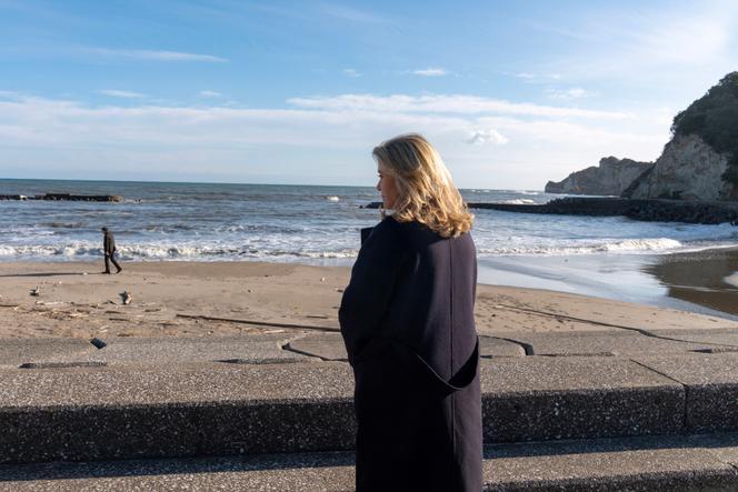 Claire Emery (Catherine Deneuve) dans « Yokai, le monde des esprits », d’Eric Khoo.