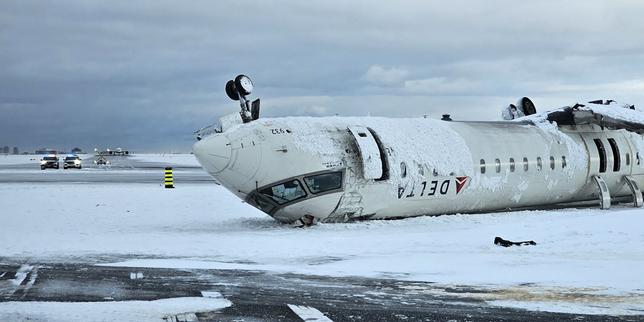 Delta offers $30,000 to passengers in crashed plane