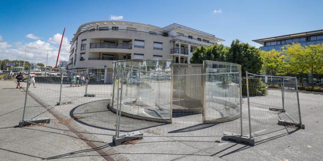 Le démantèlement, en France, de deux œuvres de Dan Graham, crée l’émoi chez ses ayants droit