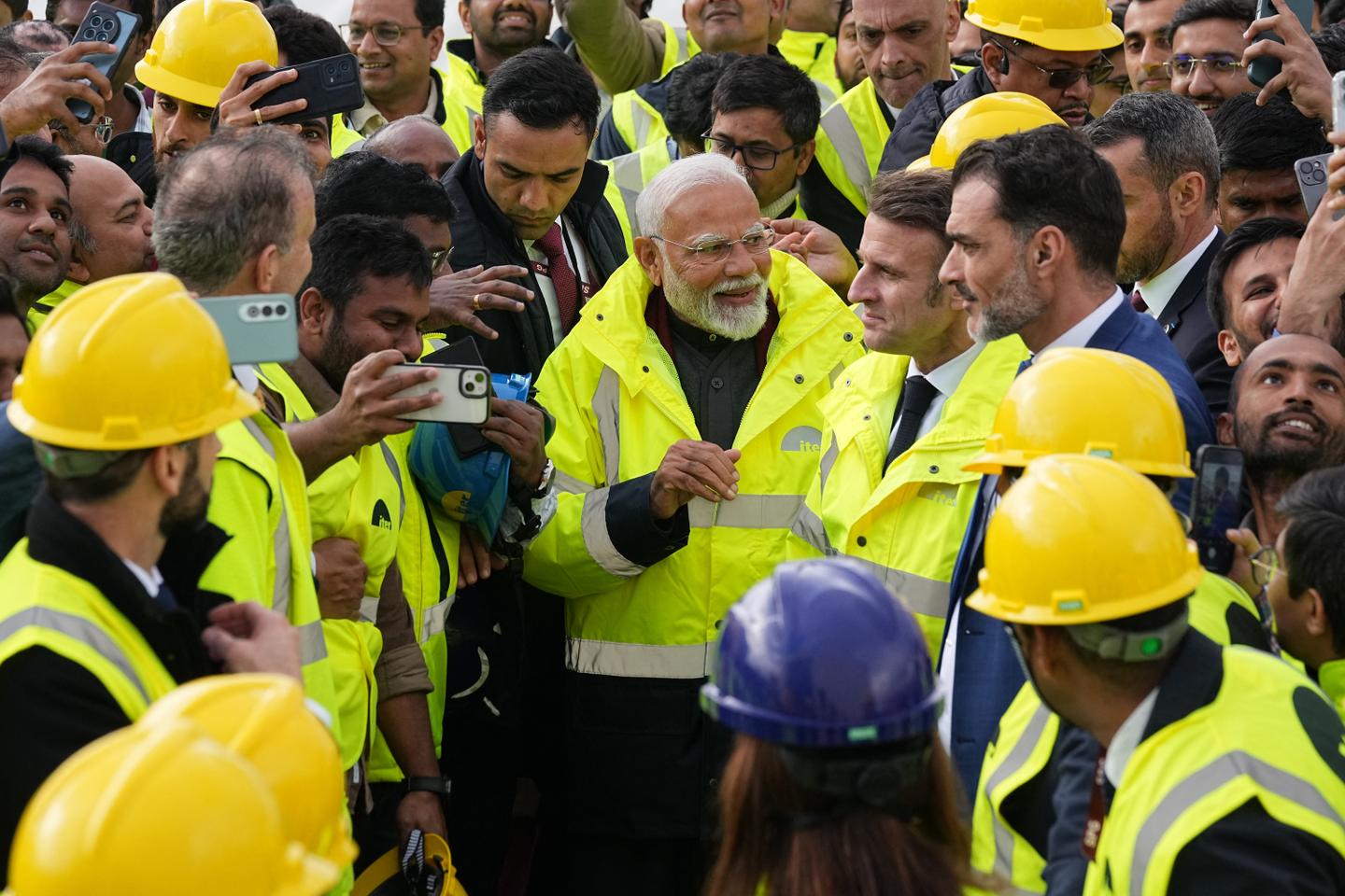 India sets course for nuclear power