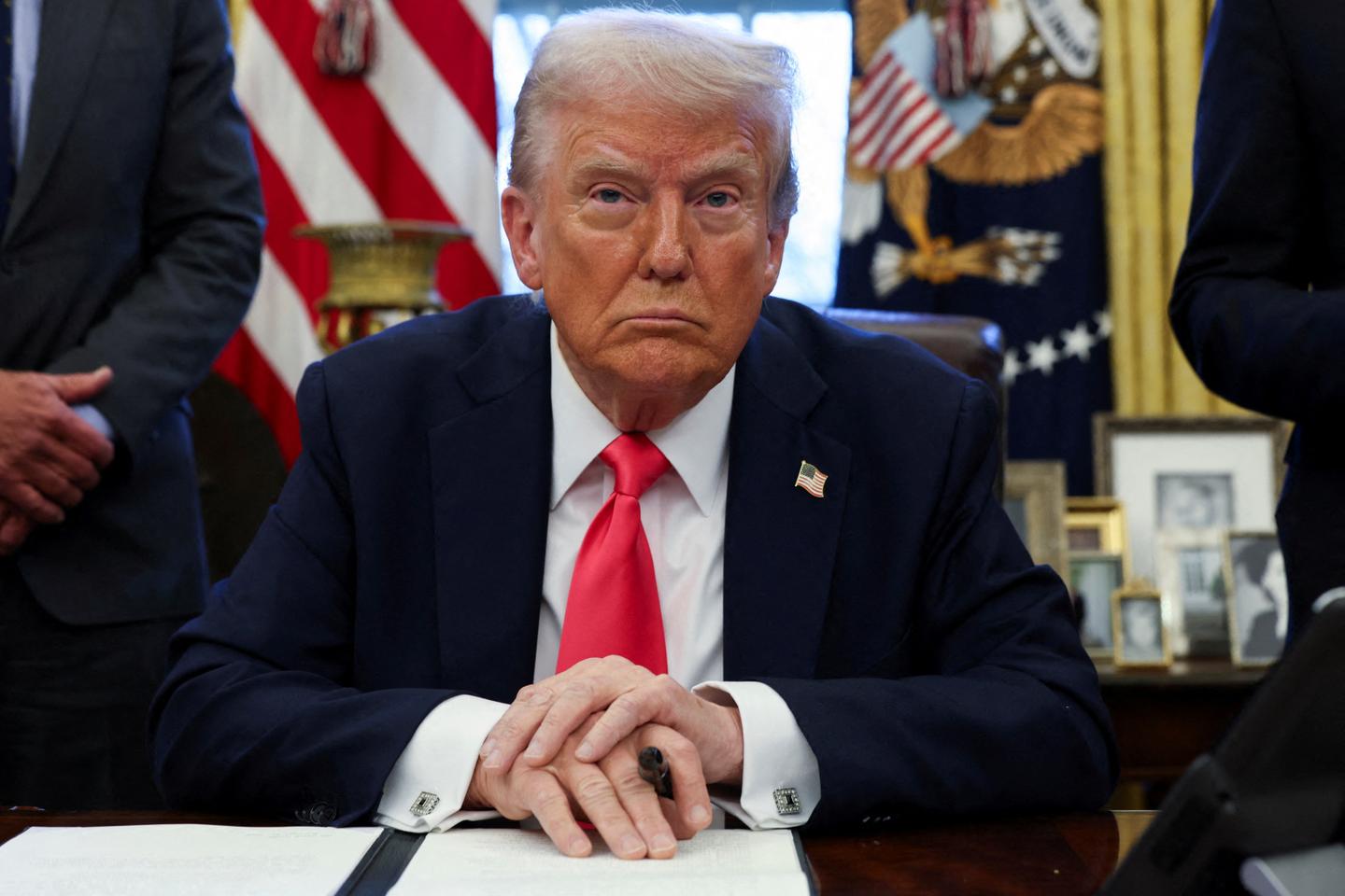 Trump announces $5 million 'gold card' visa