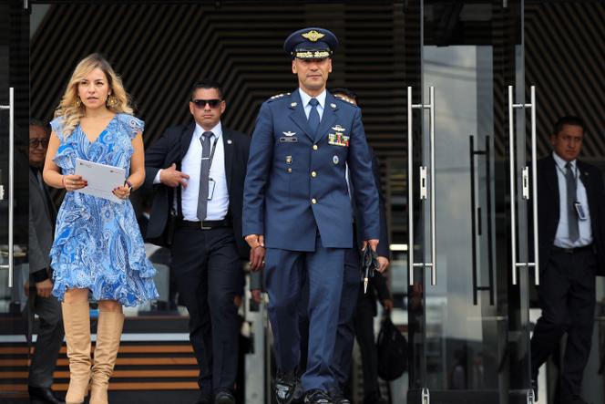 Le général Pedro Sanchez a été nommé à la tête du ministère de la défense par le président colombien Gustavo Petro à Bogota, en Colombie, le 20 février 2025.