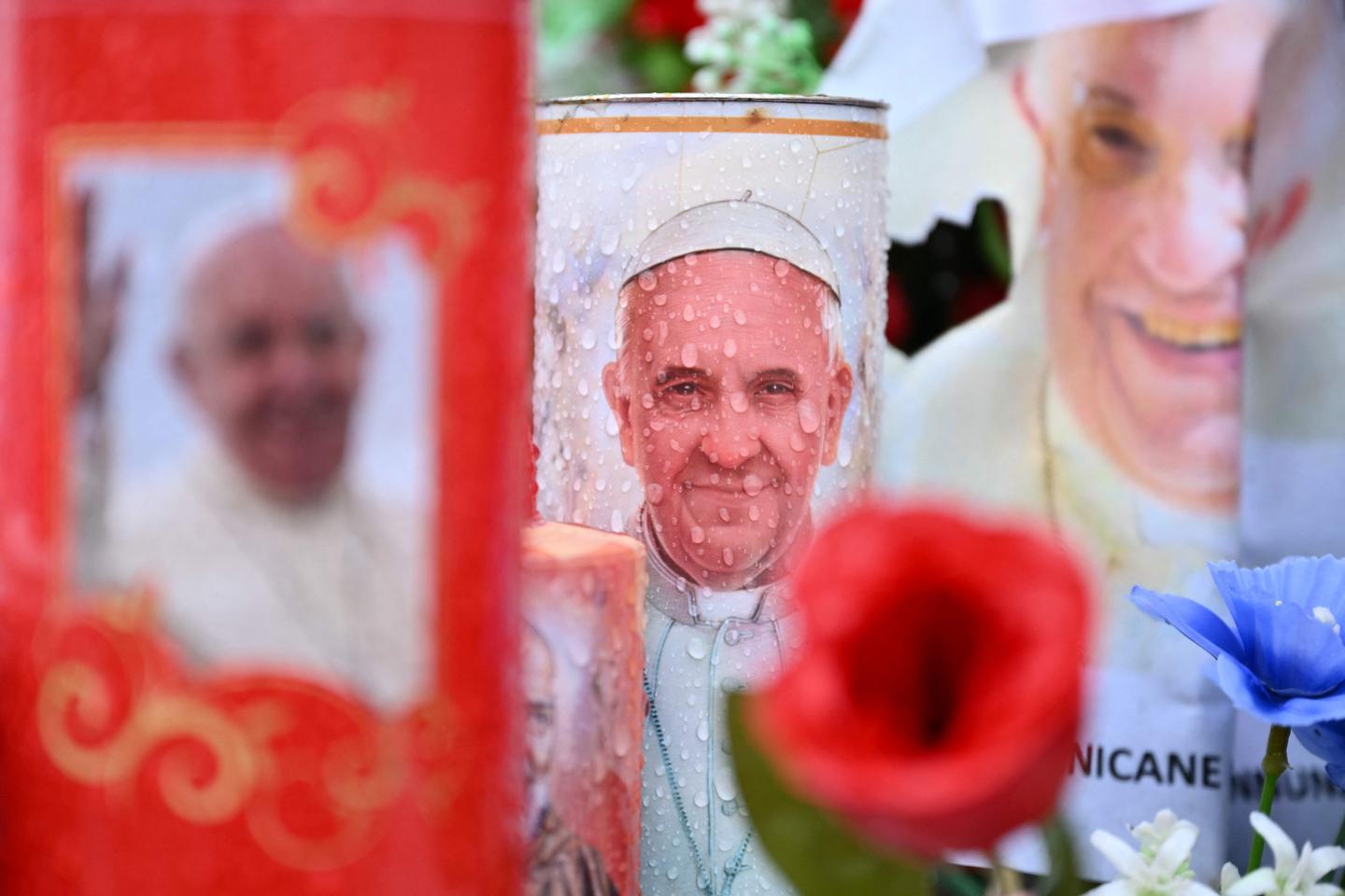 Critically-ill pope has peaceful night, reports Vatican