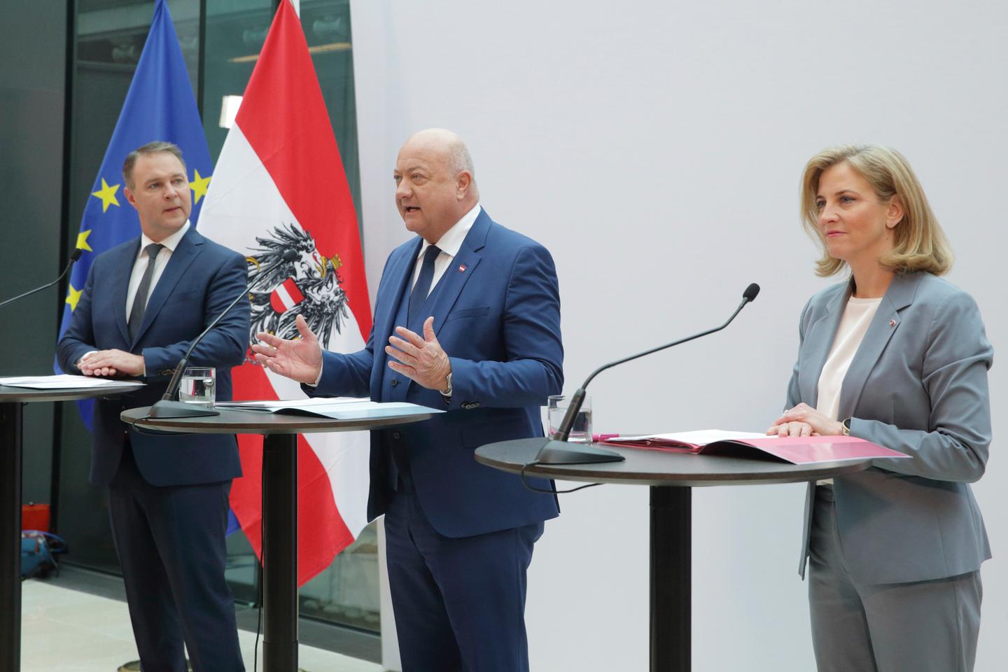 Austria's conservatives will lead new government without far right