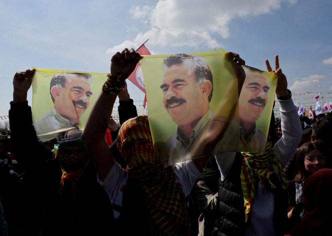 Des partisans d’Abdullah Öcalan, chef du PKK, à Istanbul, le 17 mars 2024.
