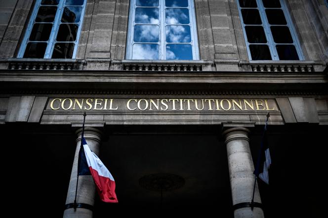 Perante o conselho constitucional, em Paris, 22 de janeiro de 2024.