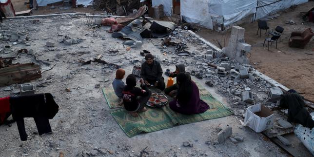 En direct : l’Union européenne critique le Hamas pour son refus de prolonger le cessez-le-feu actuel, et Israël pour le blocage de l’aide humanitaire à Gaza