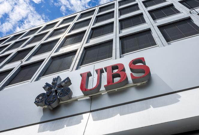 Une enseigne UBS à Lucerne, en Suisse, le 14 juin 2024.