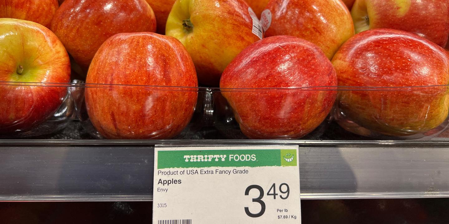 Au Canada, faire ses courses devient politique