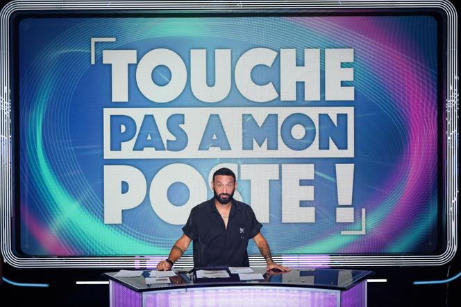 Sur le plateau de l’émission « Touche pas à mon poste », présentée par Cyril Hanouna et diffusée sur C8, le 5 septembre 2023.