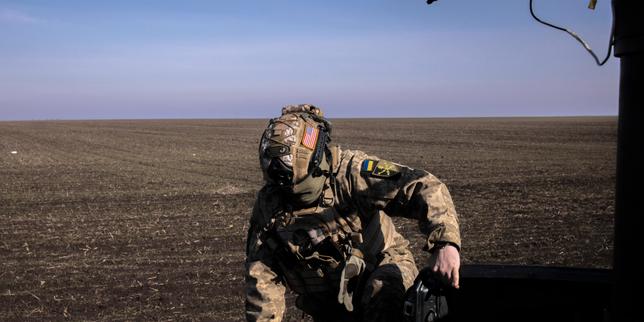Guerre en Ukraine : la « pause » du renseignement américain à l’égard de Kiev, un défi inédit pour la coopération entre les alliés