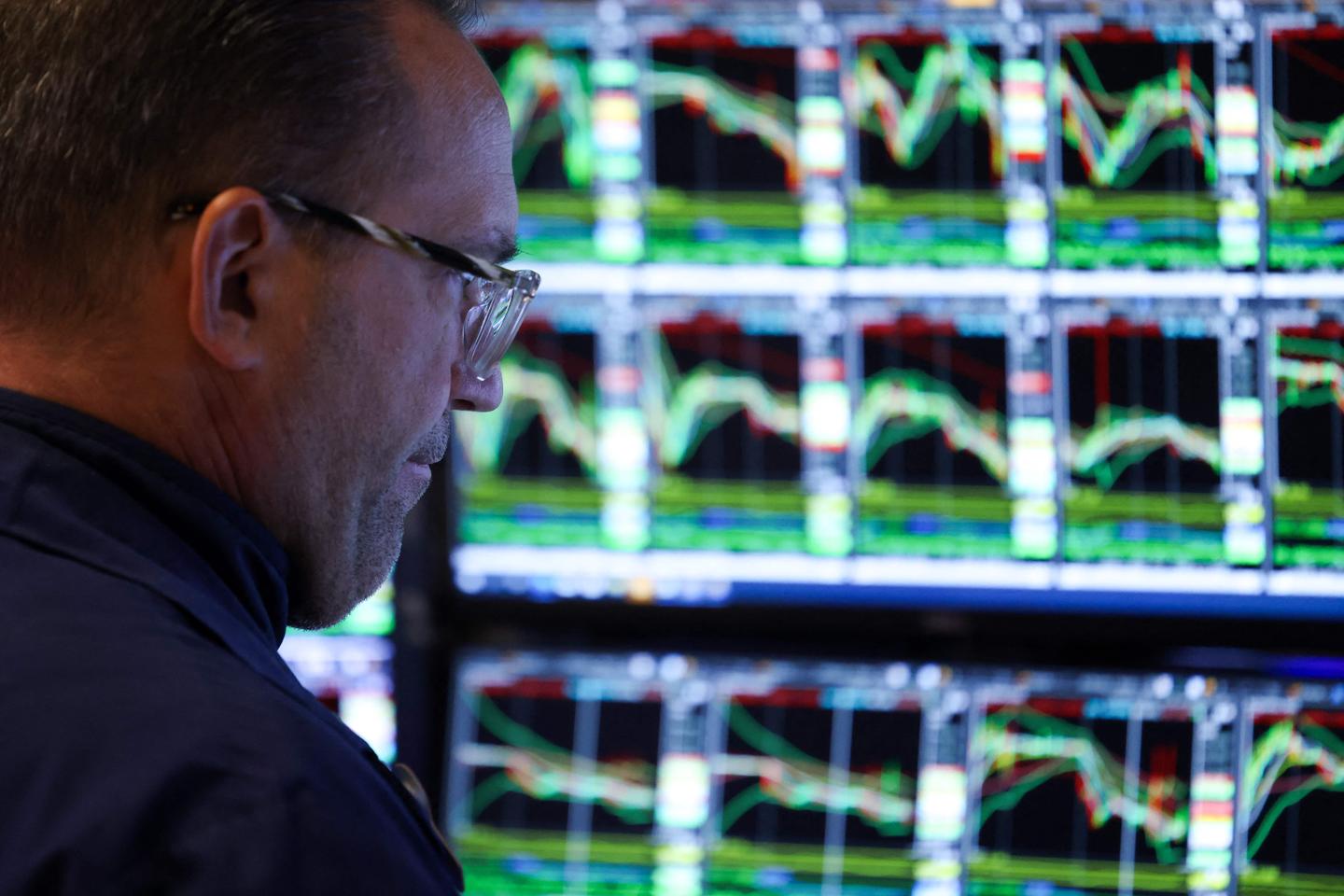 Global markets plunge amid fears of US recession triggered by Trump’s trade policies